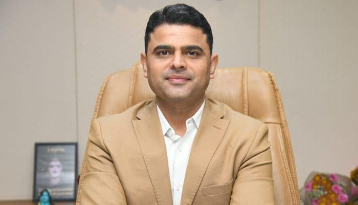 Aajkaal Daily (Desh Pardesh Ni Aajkaal)