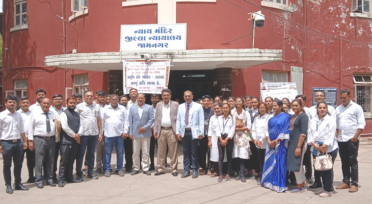 Aajkaal Daily (Desh Pardesh Ni Aajkaal)
