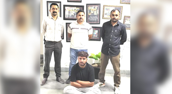 Aajkaal Daily (Desh Pardesh Ni Aajkaal)