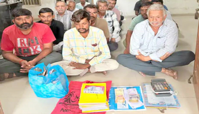 Aajkaal Daily (Desh Pardesh Ni Aajkaal)