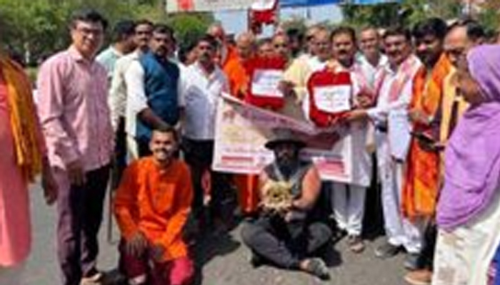 Aajkaal Daily (Desh Pardesh Ni Aajkaal)