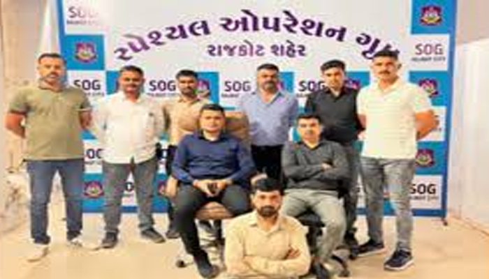 Aajkaal Daily (Desh Pardesh Ni Aajkaal)